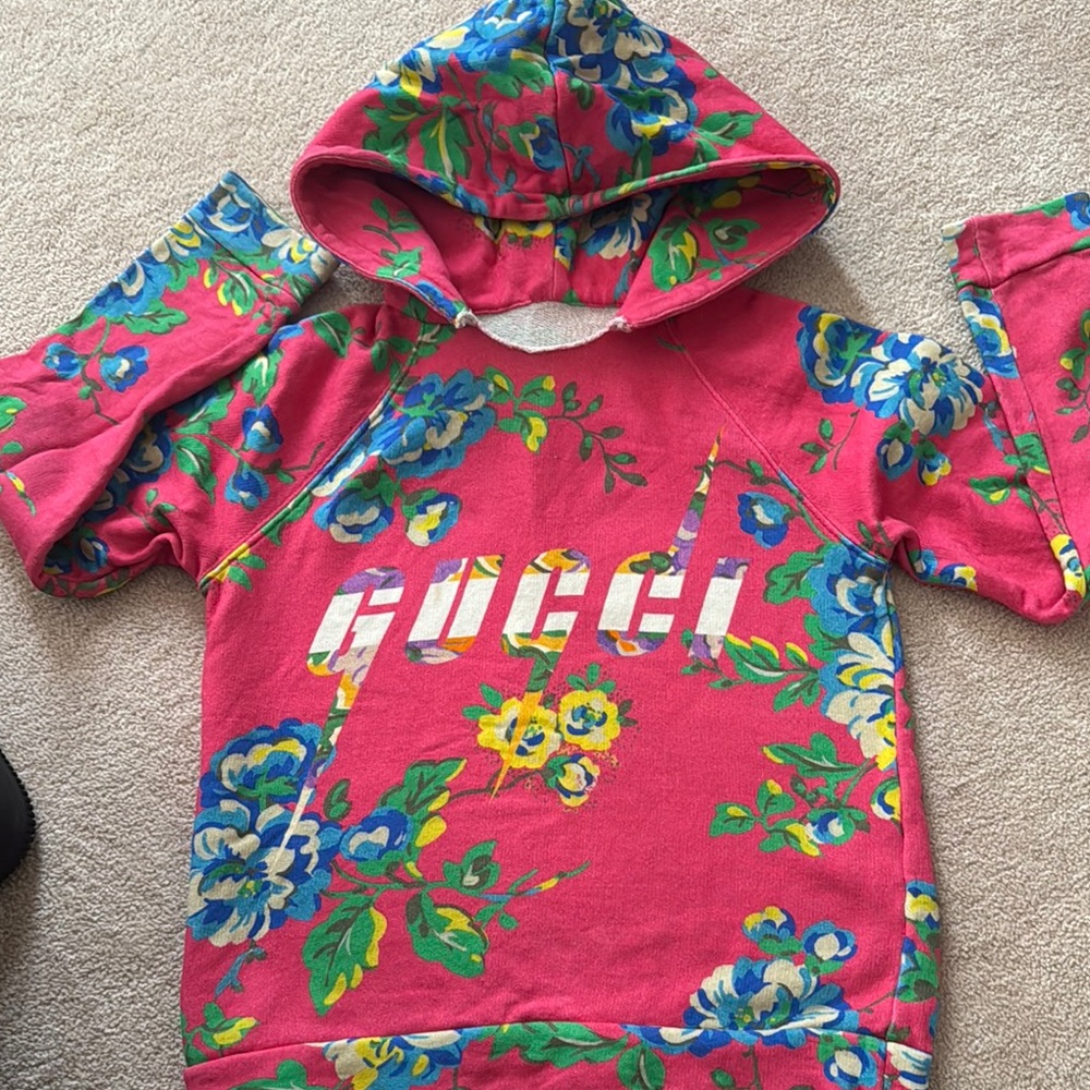 Gucci girls hoodie.  Neck tag removed. Interior tags intact.  100% authentic.